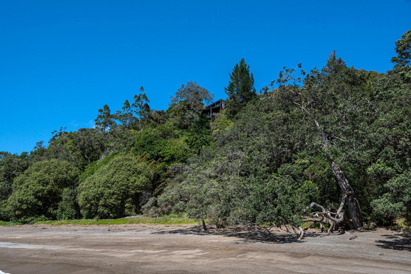 Bayview Beauty - Helena Bay Holiday Home Lyttelton